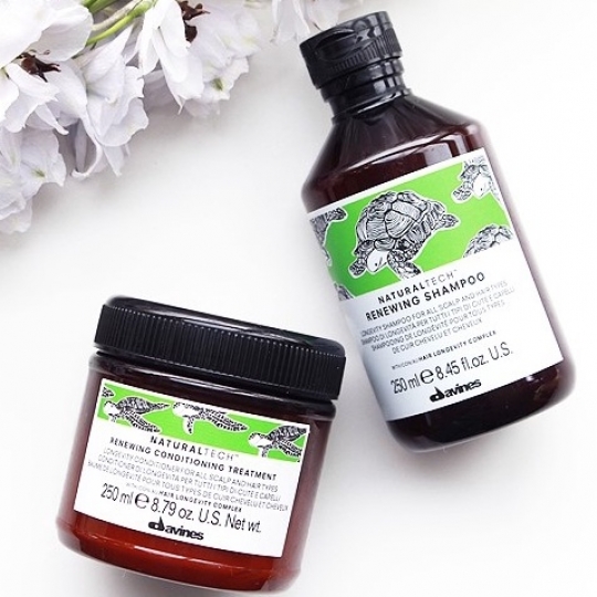 Dầu xả Davines Renewing Conditioning Treatment